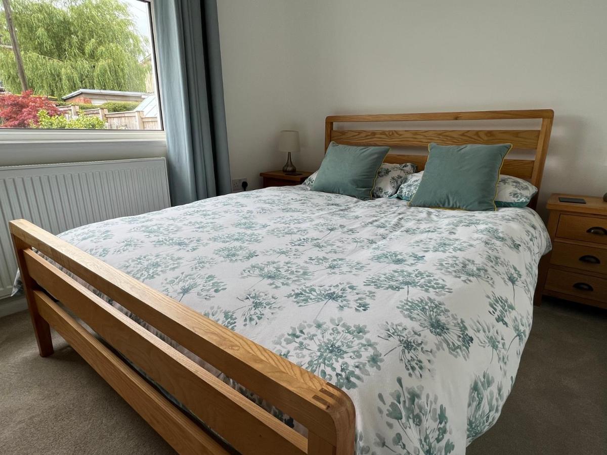 Gower Getaway - Parking & Ensuite Swansea Exterior foto